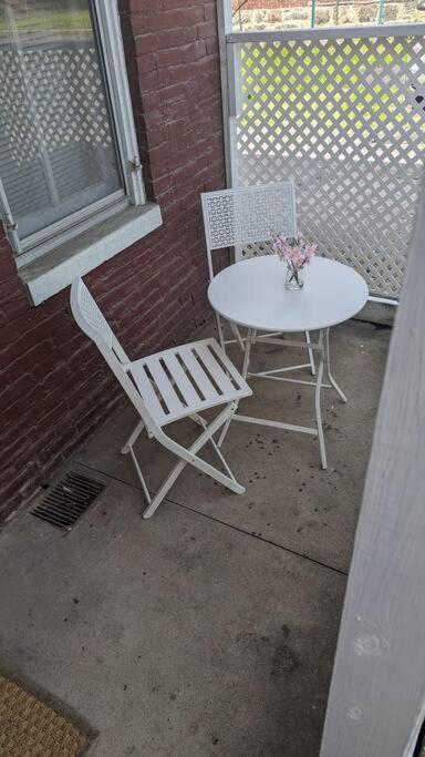 Escape On Hambright'S Alley! Walk 2 Everything! Cyclists Welcome! 1St Fl Unit A Cumberland Exterior photo